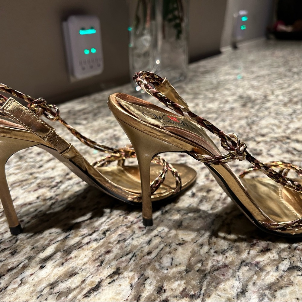 Elegant Gold Strappy Women's Sandals